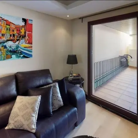 公寓 Departamento En Complejo Residencial Bahia Del Plata, Estepona, Espana *