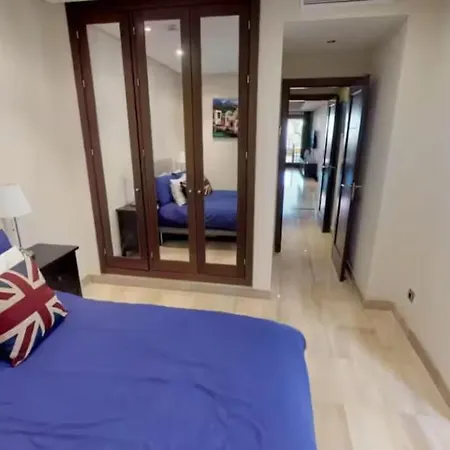 Departamento En Complejo Residencial Bahia Del Plata, Estepona, Espana * Эстепона