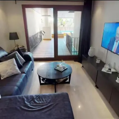 Departamento En Complejo Residencial Bahia Del Plata, Estepona, Espana