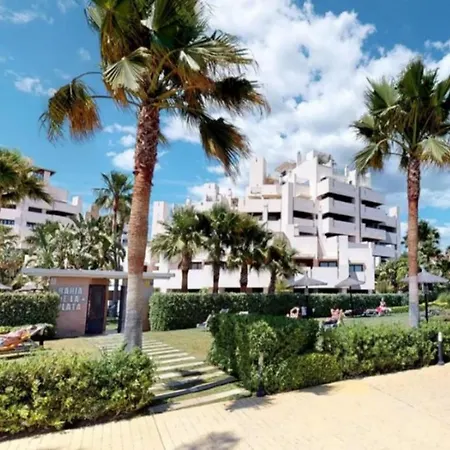 Departamento En Complejo Residencial Bahia Del Plata, Estepona, Espana * Estepona